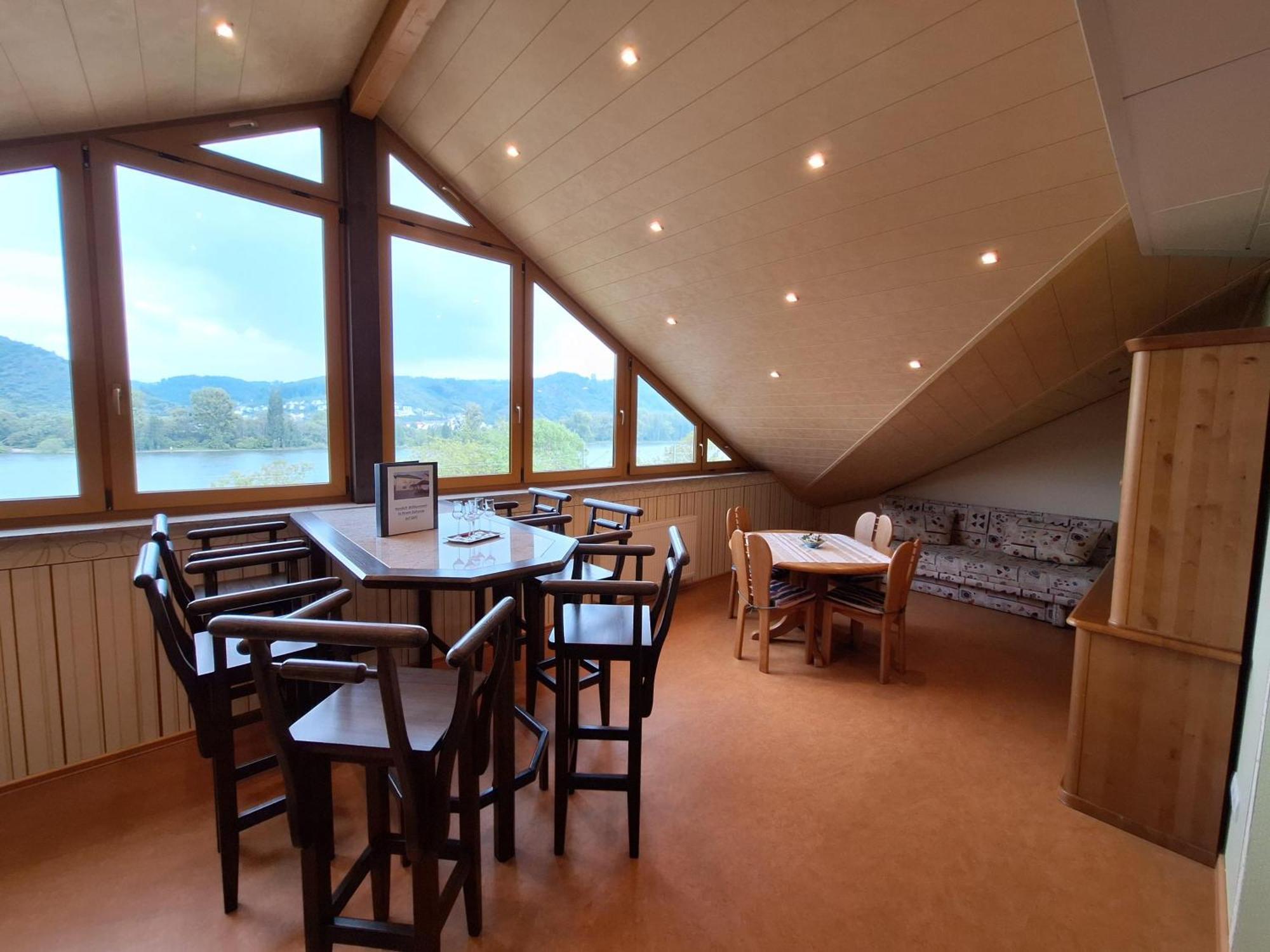 Ferienwohnung Rhens Am Rhein Luaran gambar