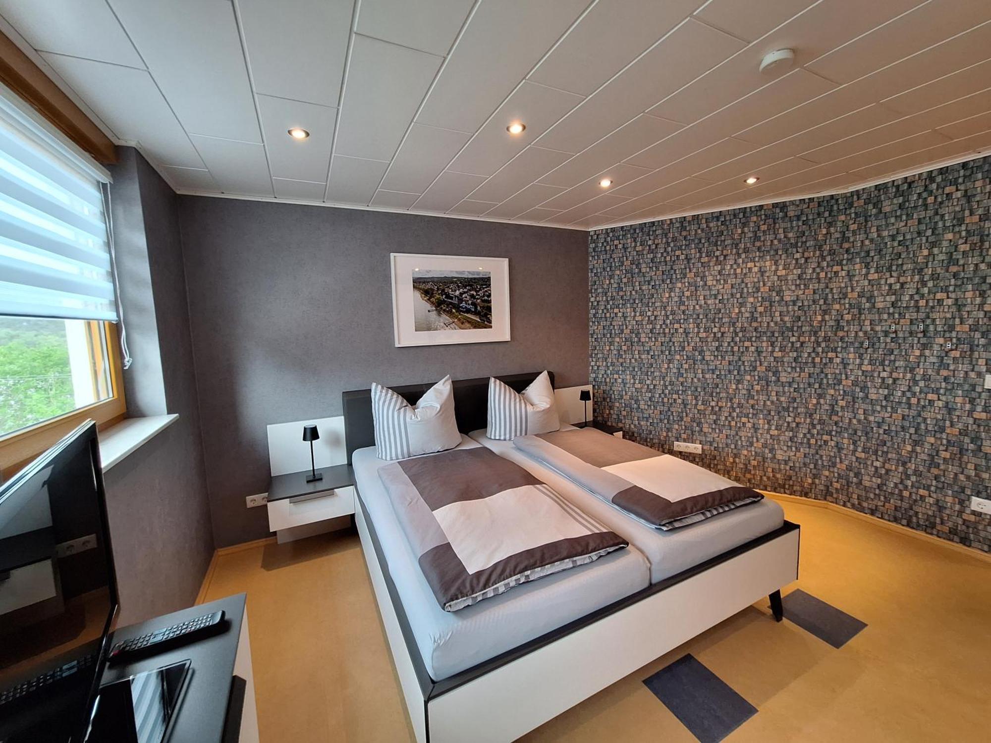 Ferienwohnung Rhens Am Rhein Luaran gambar